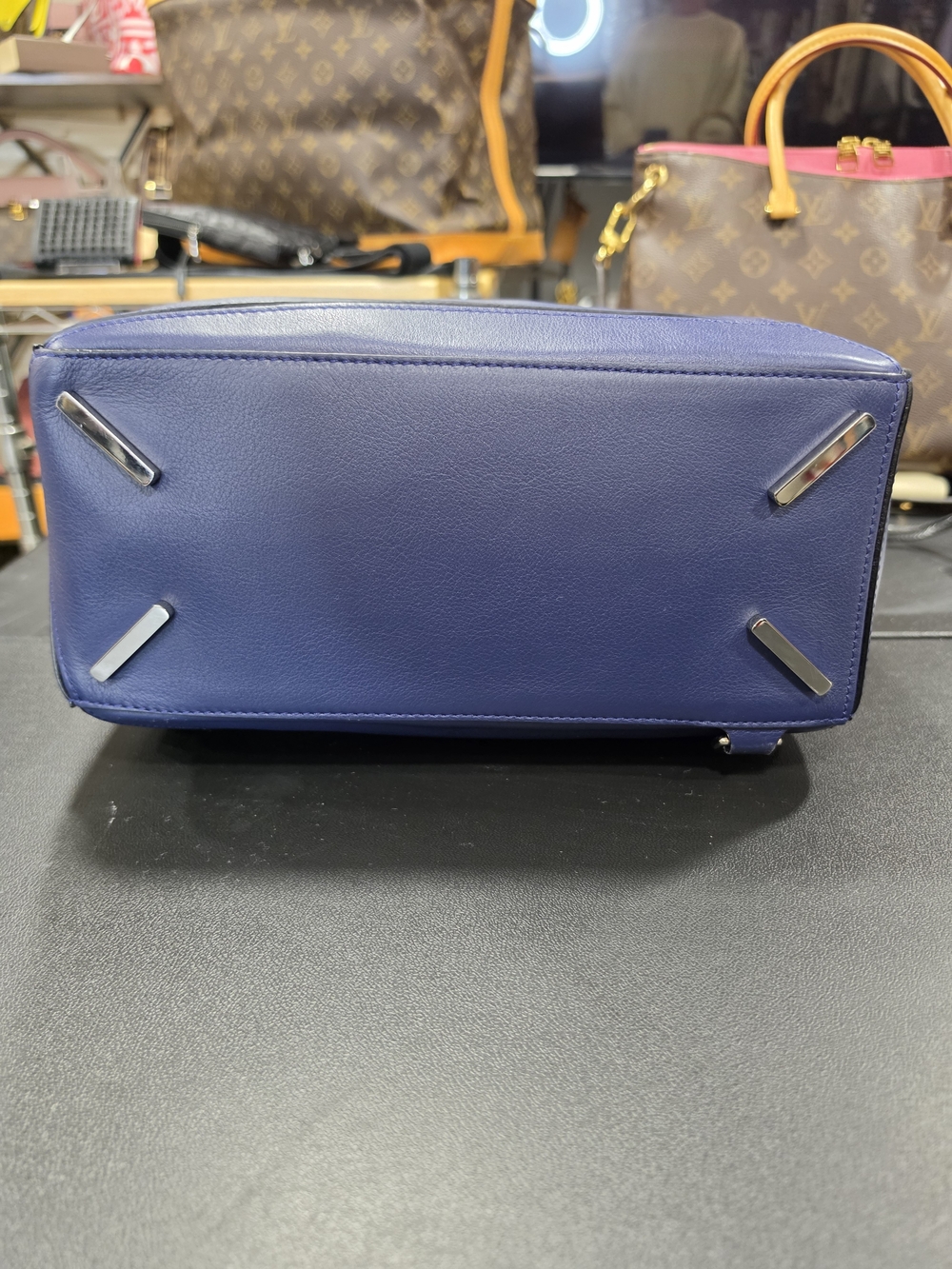 Loewe Puzzle Medium Shoulder Bag in Navy Blue COA - Picture 5 of 7